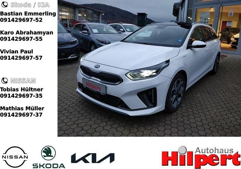 (hw2) deluxeweiss met. (metallic) Gebraucht 2021 Kia Ceed Sportswagon Platinum Edition Kombi | 24.440 € (Teuer) - Bild 1/4