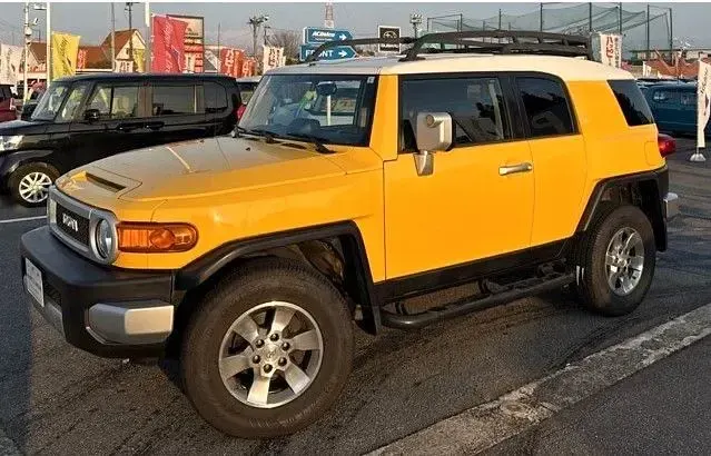 Gebraucht Toyota FJ Cruiser 272 PS (200 kW) 2010 Gelb SUV