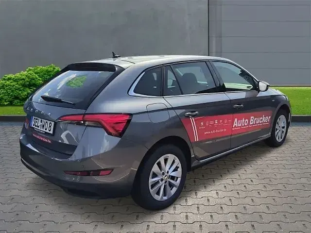 Gebraucht Skoda Scala Ambition 110 PS (80 kW) 2023 Graphitegrau metallic Kleinwagen