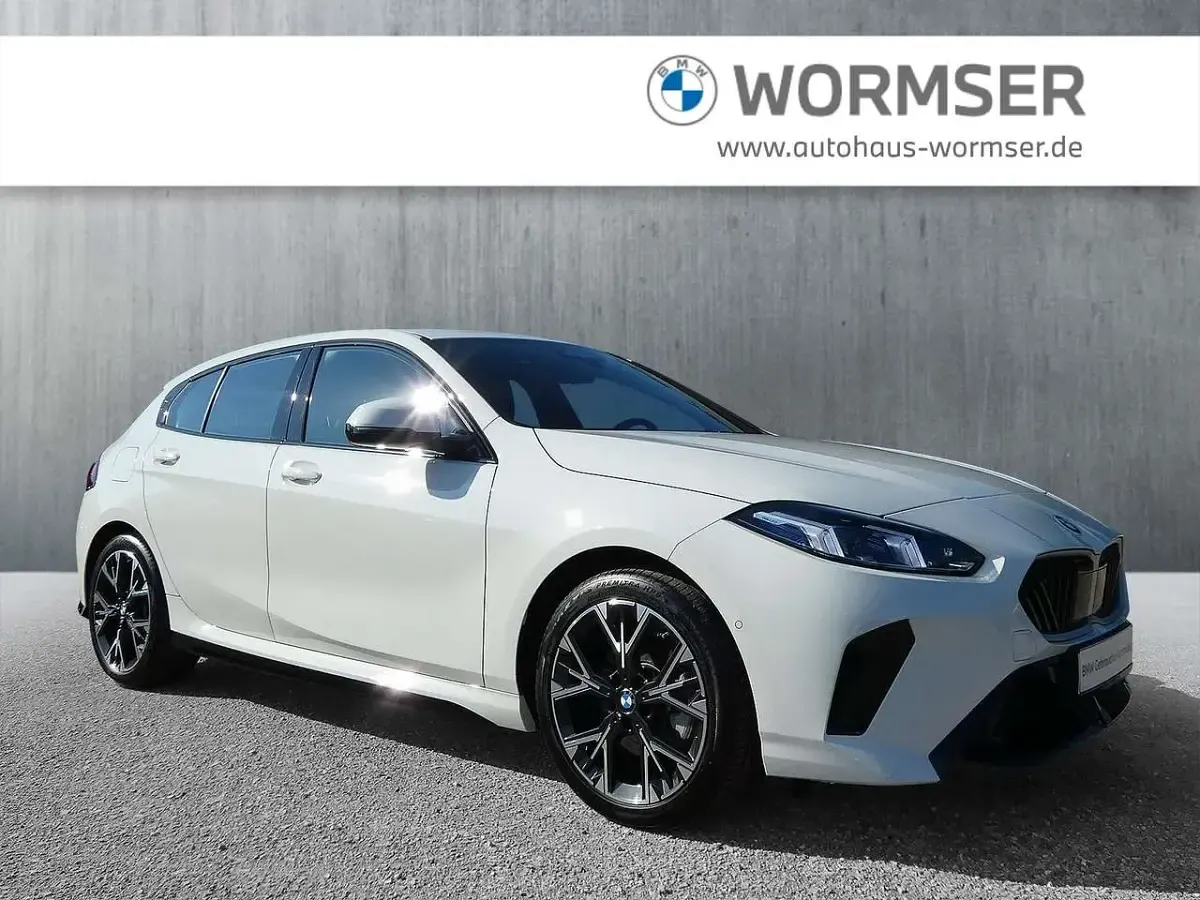 Gebraucht BMW 120 M Sport 150 PS (110 kW) 2025 Alpinweiß uni Kleinwagen