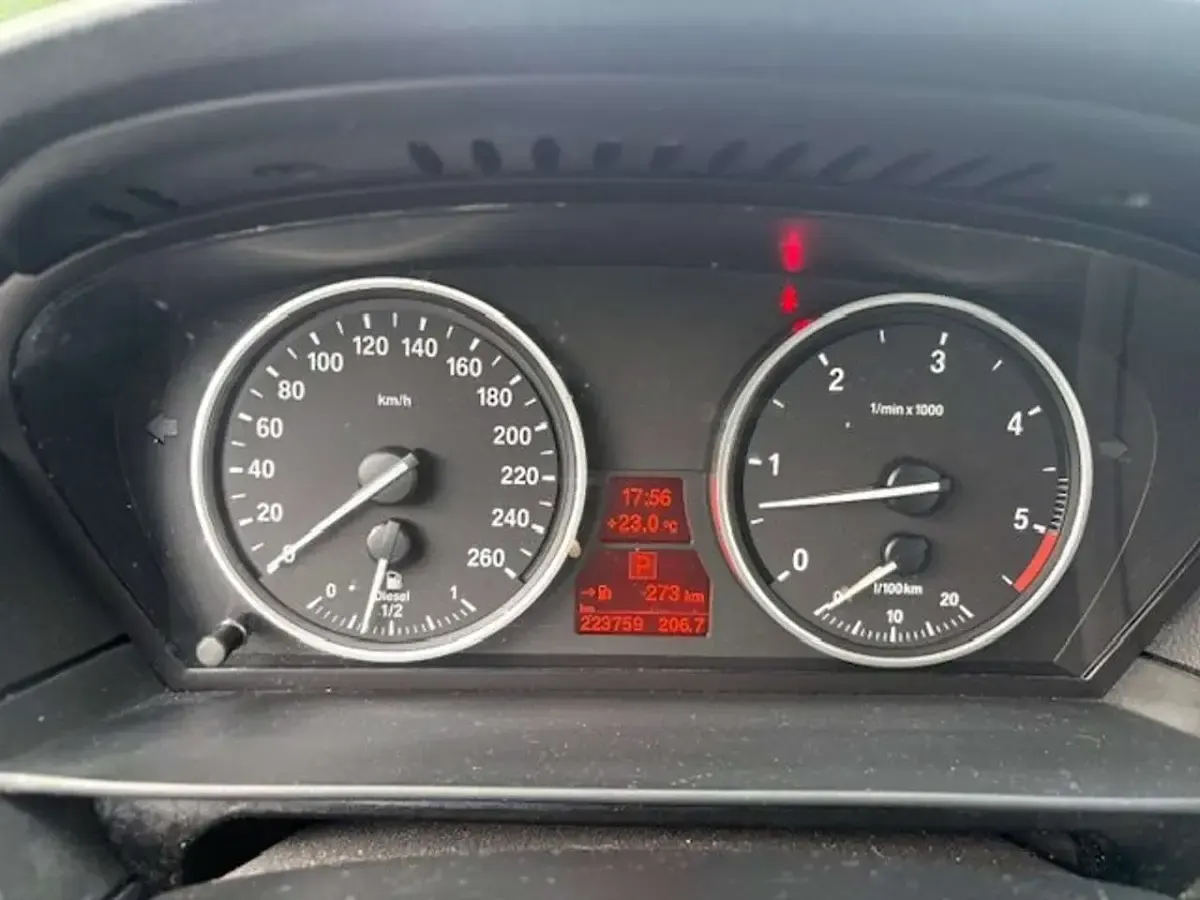 Używany BMW 530 Advantage 235 KM (172 kW) 2008 Niebieski Kombi
