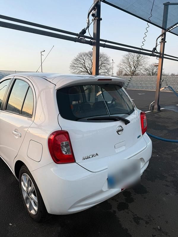 Gebraucht Nissan Micra 80 PS (58 kW) 2014 Weiß Kleinwagen