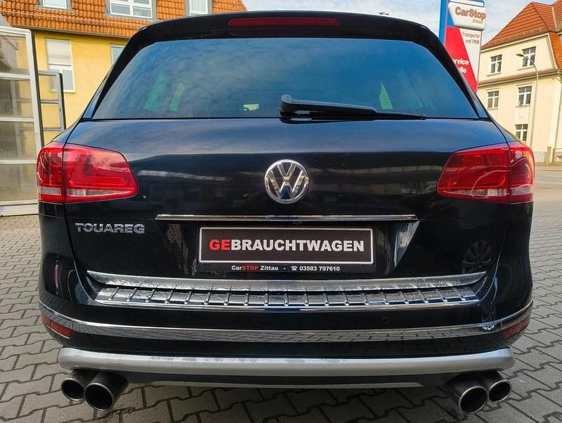 Używany VW Touareg 340 KM (250 kW) 2014 Niebieski SUV