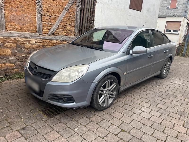 Silber Gebraucht 2005 Opel Vectra GTS Limousine | 1.699 € (Superpreis) - Bild 1/4