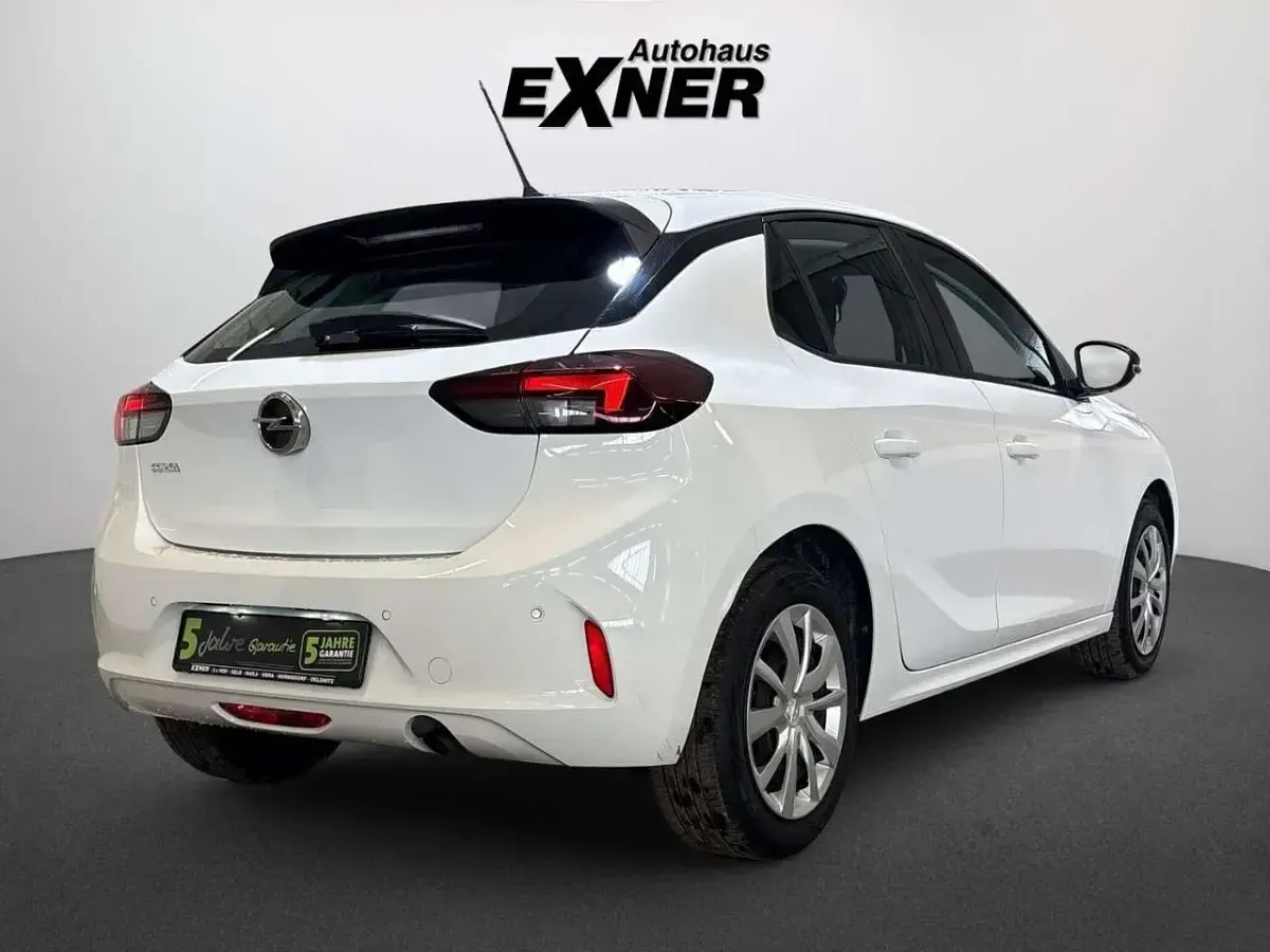 Używany Opel Corsa Edition 101 KM (74 kW) 2023 Biały Hatchback