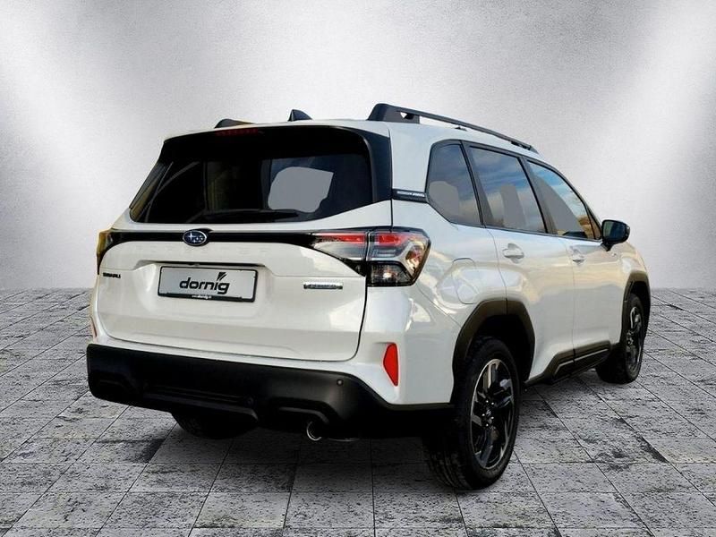 Neu Subaru Forester Active 136 PS (100 kW) 2025 Crystal white pearl SUV