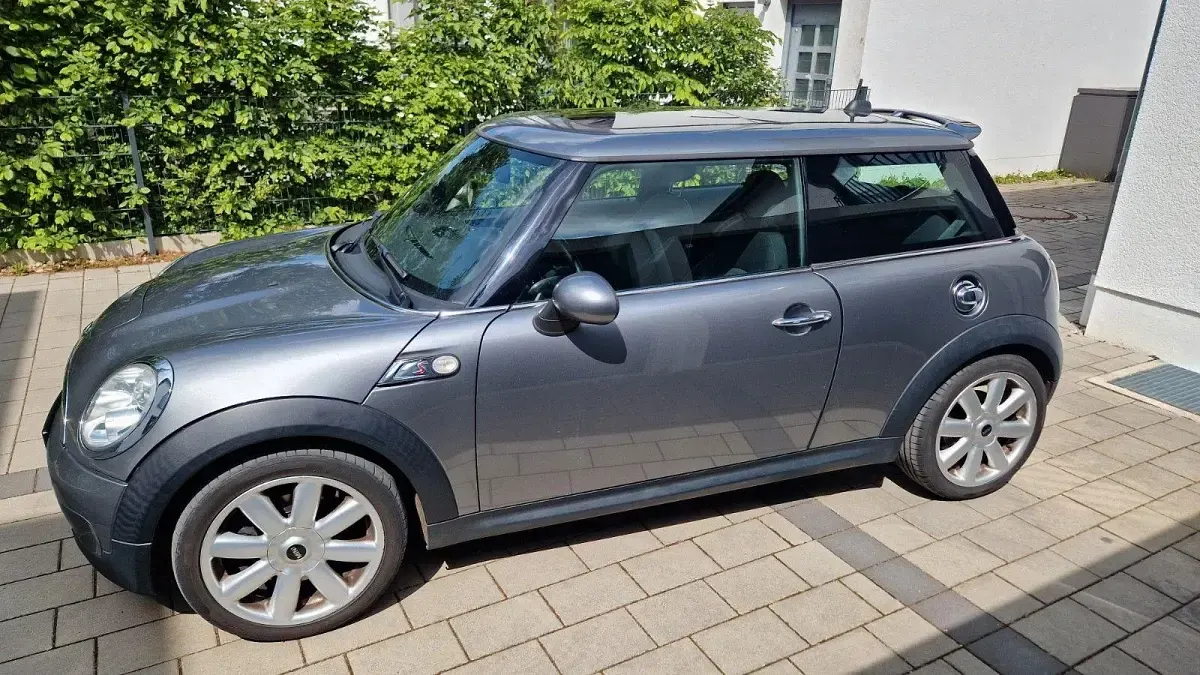 Gebraucht Mini Cooper S 174 PS (127 kW) 2009 Silber Kleinwagen