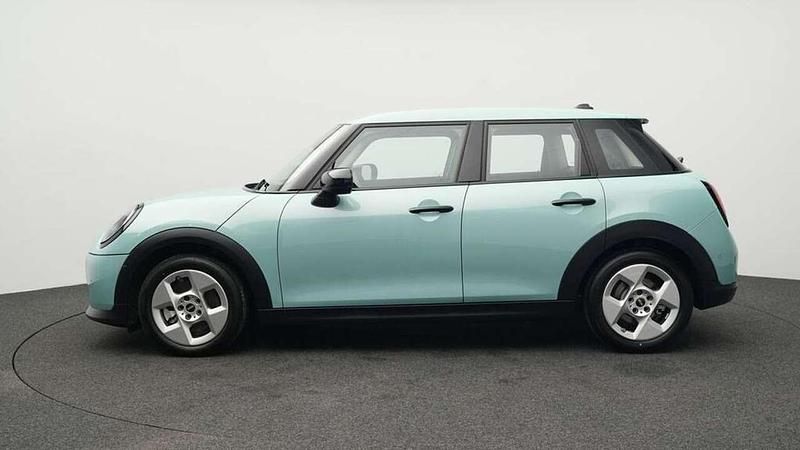 Gebraucht Mini Cooper Classic 156 PS (114 kW) 2024 Ocean wave green Kleinwagen