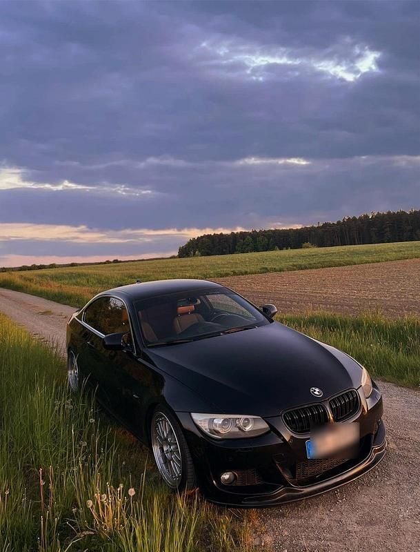 Schwarz Gebraucht 2013 BMW 325 Performance Coupé | 12.000 € - Bild 1/4