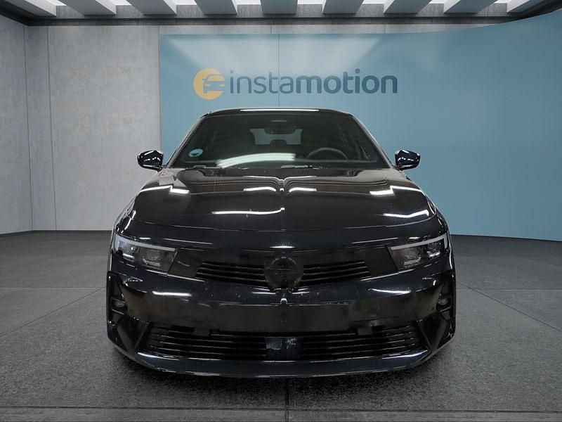 Gebraucht Opel Astra 131 PS (96 kW) 2025 Schwarz Limousine