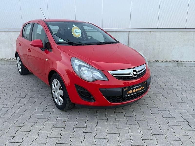 Gebraucht Opel Corsa Edition 86 PS (63 kW) 2014 Rot Kleinwagen