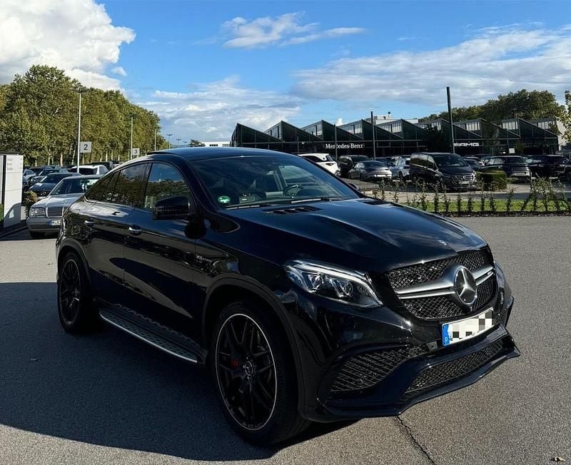 Schwarz Gebraucht 2017 Mercedes GLE63 AMG AMG Coupé | 58.700 € (Etwas zu teuer) - Bild 1/4