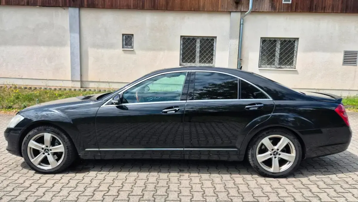 Gebraucht Mercedes S320 235 PS (172 kW) 2009 Schwarz Limousine