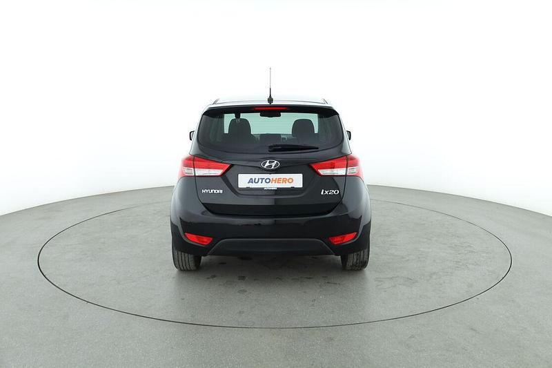 Gebraucht Hyundai ix20 Trend 125 PS (91 kW) 2017 Schwarz Kleinwagen