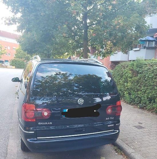 Gebraucht VW Sharan Exclusive 140 PS (102 kW) 2010 Schwarz Van / Kleinbus