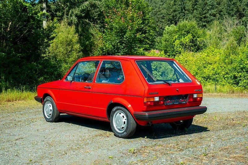 Gebraucht VW Golf I 50 PS (36 kW) 1982 Rot Kleinwagen