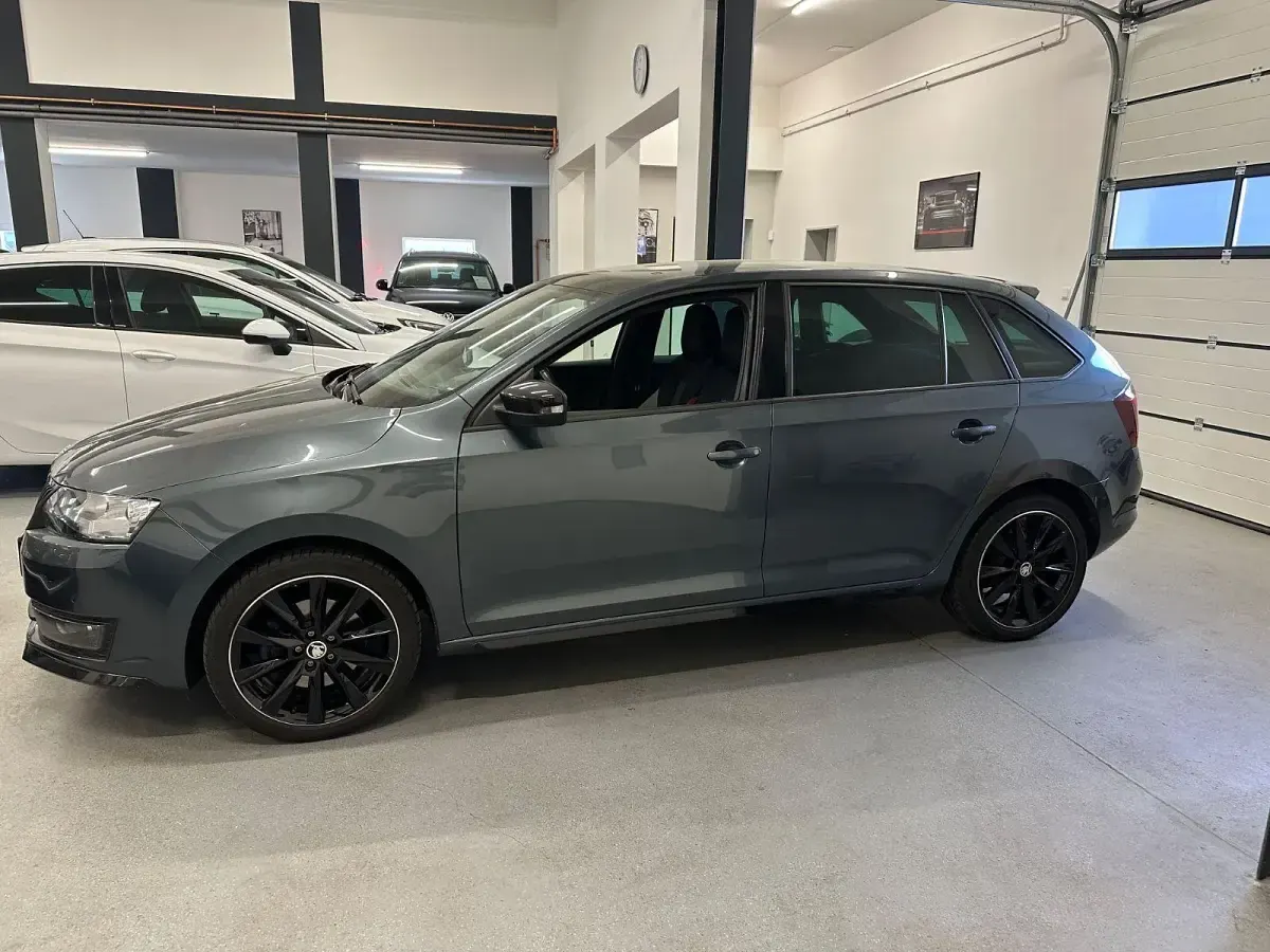 Gebraucht Skoda Rapid Monte Carlo 125 PS (91 kW) 2016 Grau Kleinwagen
