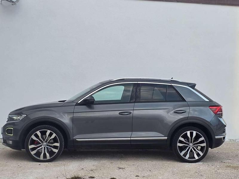 Gebraucht VW T-Roc Basis 190 PS (139 kW) 2018 Grau SUV