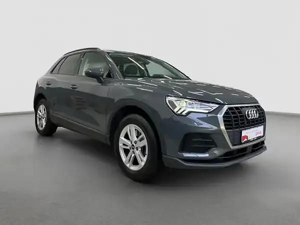 Gebraucht Audi Q3 Ambiente 245 PS (180 kW) 2022 Nanograu metallic SUV