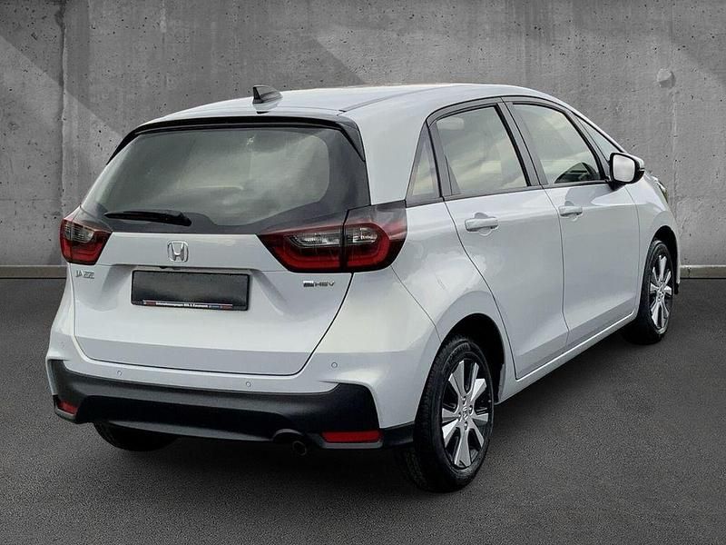 Neu Honda Jazz Elegance 107 PS (78 kW) 2026 Weiß Kleinwagen