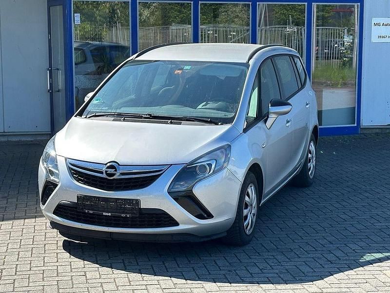 Silber Gebraucht 2014 Opel Zafira Tourer Edition Van / Kleinbus | 3.950 € (Superpreis) - Bild 1/4