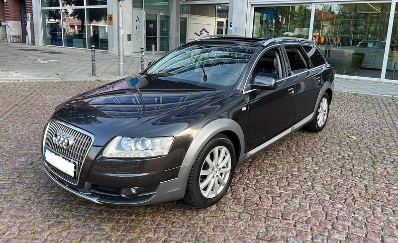 Grau Gebraucht 2006 Audi A6 Allroad Kombi | 3.100 € - Bild 1/4