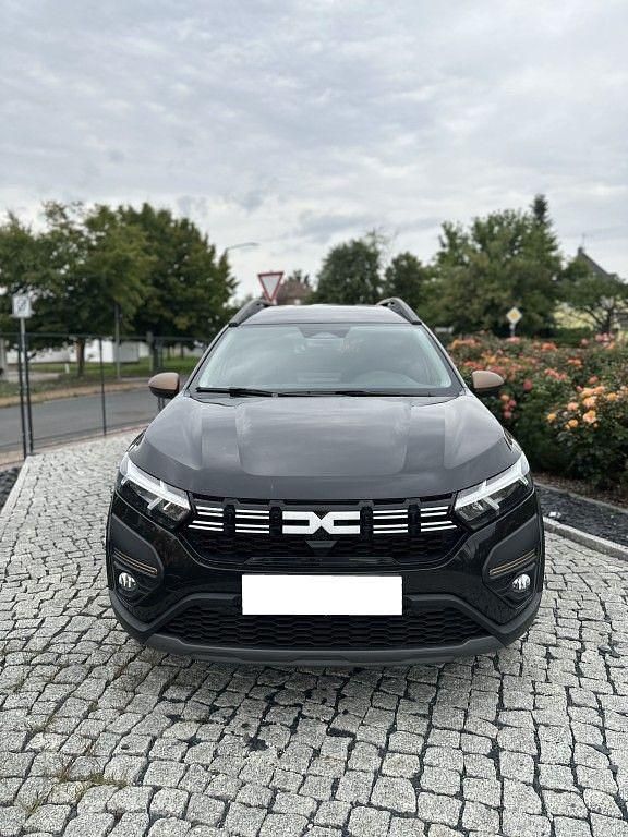 Gebraucht Dacia Jogger Extreme 110 PS (80 kW) 2024 Schwarz Van / Kleinbus