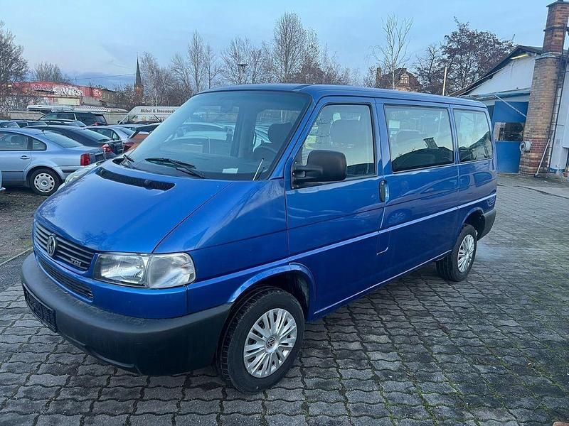Gebraucht VW Caravelle 102 PS (75 kW) 1999 Blau Van / Kleinbus