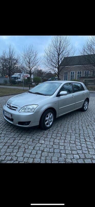 Grau Gebraucht 2006 Toyota Corolla Edition Limousine | 4.700 € (Etwas zu teuer) - Bild 1/4