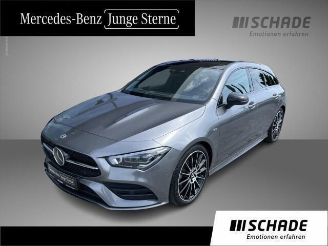 Grau Gebraucht 2022 Mercedes CLA220 AMG line Limousine | 33.850 € - Bild 1/4