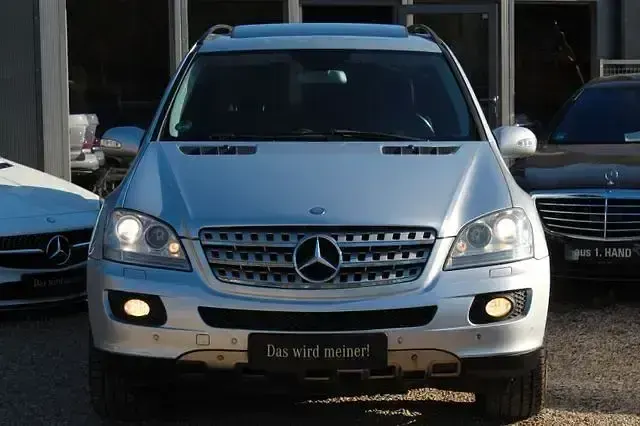 Gebraucht Mercedes ML420 306 PS (225 kW) 2007 Silber SUV