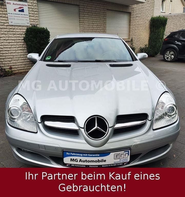 Second-hand Mercedes SLK200 163 CP (119 kW) 2004 Argintiu Cabrio