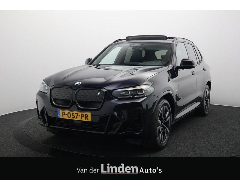 Schwarz Gebraucht 2022 BMW iX3 Executive SUV | 39.930 € (Etwas zu teuer) - Bild 1/4