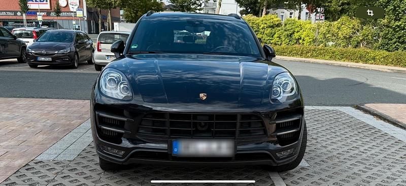 Schwarz Gebraucht 2015 Porsche Macan Turbo SUV | 29.999 € (Guter Preis) - Bild 1/4