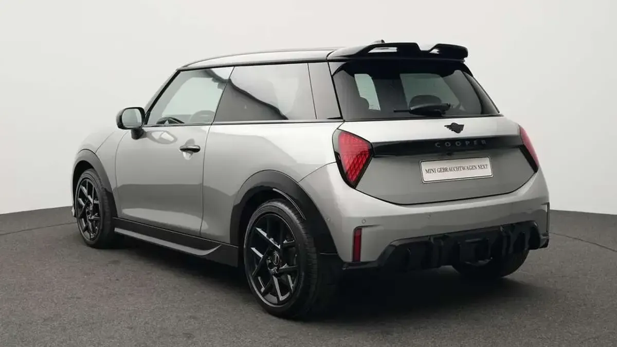 Gebraucht Mini John Cooper Works 156 PS (114 kW) 2025 Grau Kleinwagen