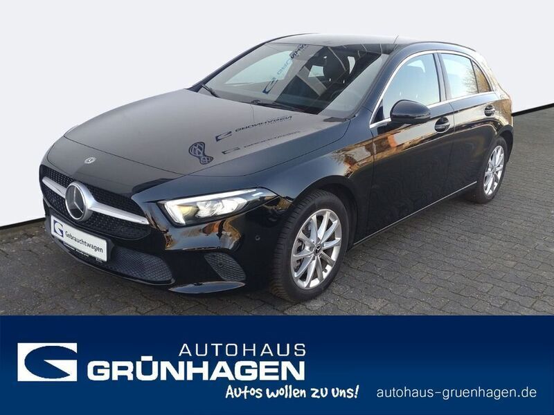 Schwarz Gebraucht 2020 Mercedes A250 Progressive Limousine | 22.480 € (Guter Preis) - Bild 1/4