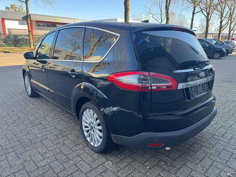 Gebraucht Ford S-MAX Titanium 136 PS (100 kW) 2010 Schwarz Van / Kleinbus