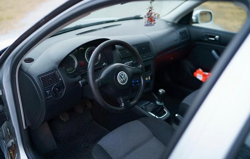 Gebraucht VW Golf IV 115 PS (84 kW) 2002 Silber Kombi