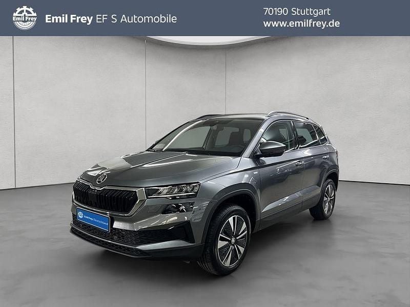 Grau Gebraucht 2024 Skoda Karoq Selection SUV | 28.890 € (Superpreis) - Bild 1/4