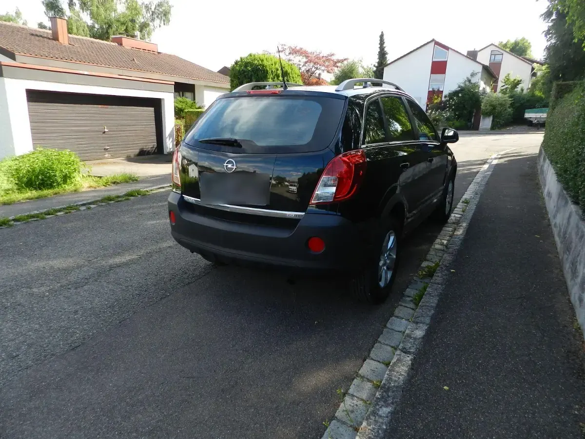 Gebraucht Opel Antara Selection 163 PS (119 kW) 2015 Schwarz SUV