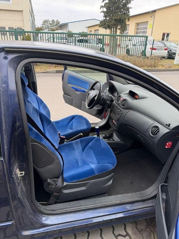 Gebraucht Citroën C2 73 PS (53 kW) 2003 Blau Kleinwagen
