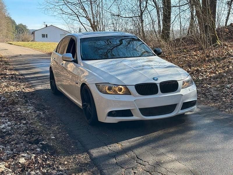 Weiß Gebraucht 2008 BMW 335 Performance Limousine | 12.000 € (Superpreis) - Bild 1/4