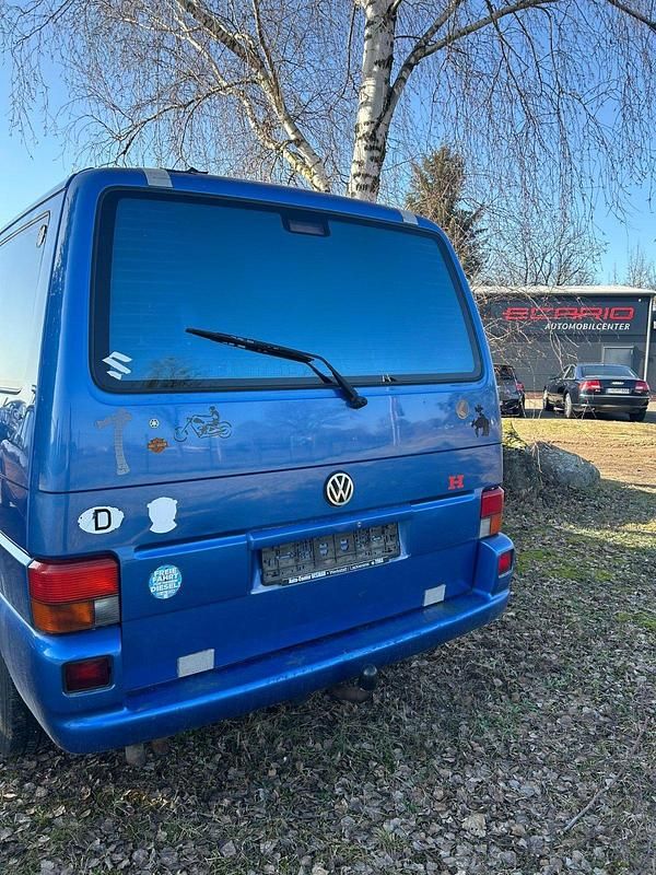 Gebraucht VW Transporter 101 PS (74 kW) 1999 Blau Van