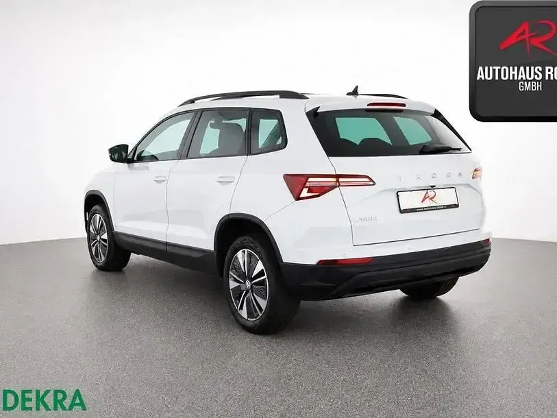 Gebraucht Skoda Karoq 116 PS (85 kW) 2023 Weiß SUV