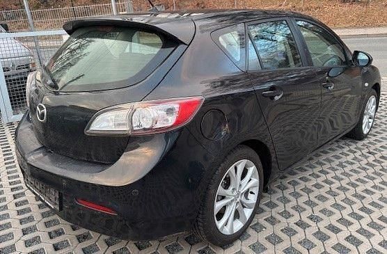 Gebraucht Mazda 3 105 PS (77 kW) 2011 Grau Limousine