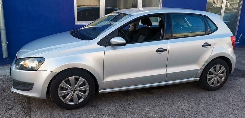 Gebraucht VW Polo 60 PS (44 kW) 2010 Silber Kleinwagen