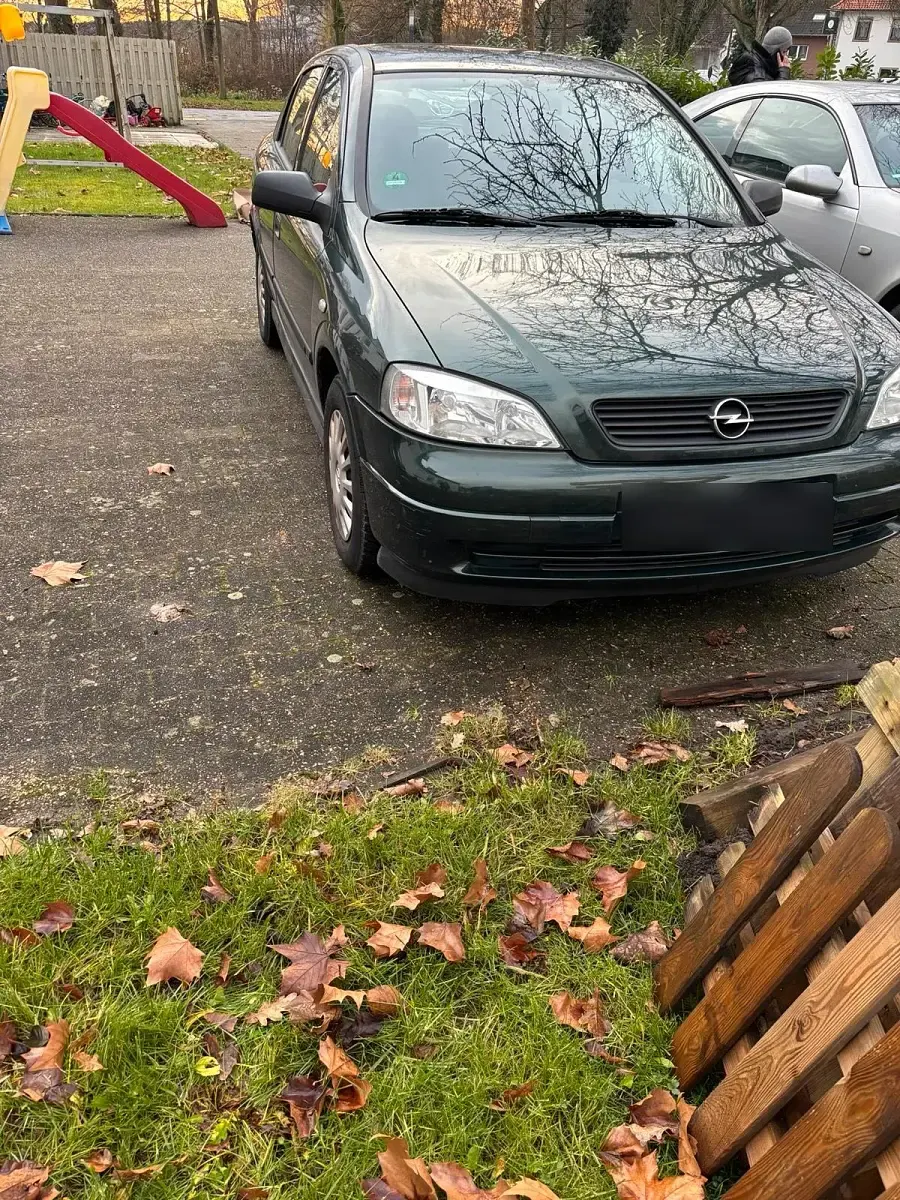 Second-hand Opel Astra 100 CP (73 kW) 1999 Verde Berlinǎ