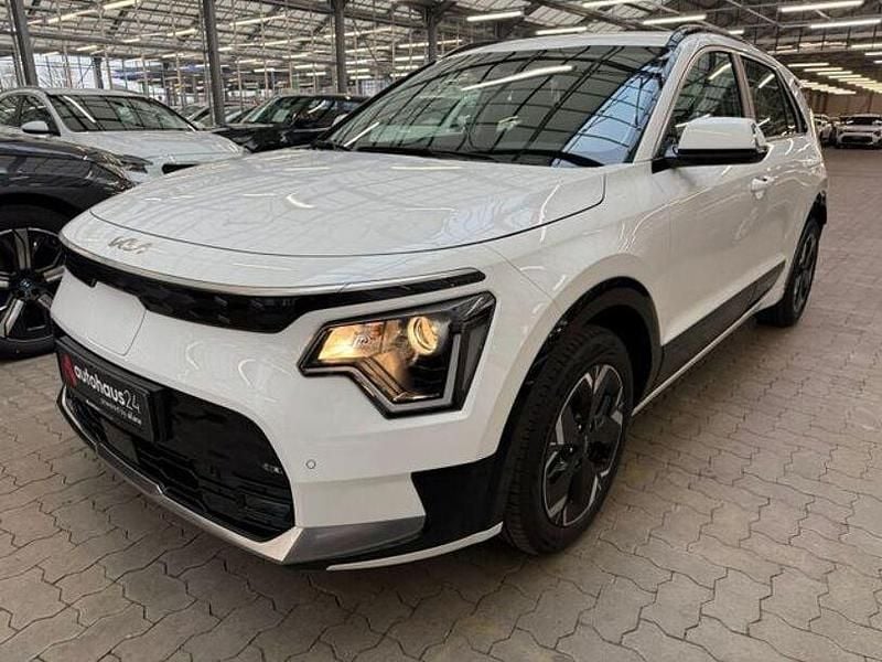 Gebraucht Kia e-Niro Vision 150 kW (204 PS) 2023 Weiß SUV