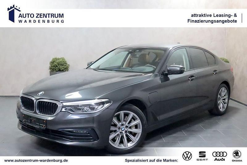 Sophistograu brillanteffekt m Gebraucht 2020 BMW 530e Sport Line Limousine | 31.920 € (Etwas zu teuer) - Bild 1/3