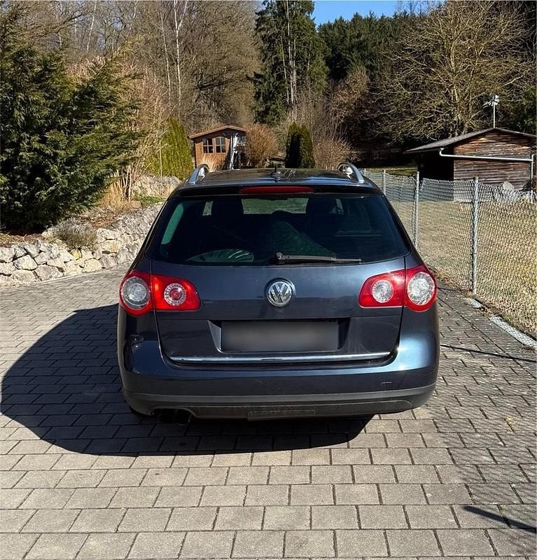 Gebraucht VW Passat 170 PS (125 kW) 2007 Blau Kombi